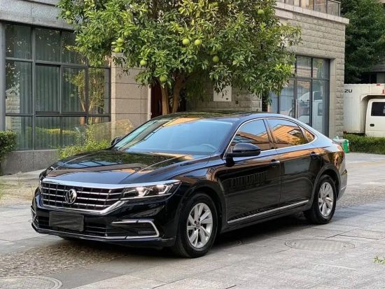 【空港送迎】上海虹橋国際空港 ⇒ 上海市内 ＜貸切／日本語通訳機器対応／中国語ドライバー＞