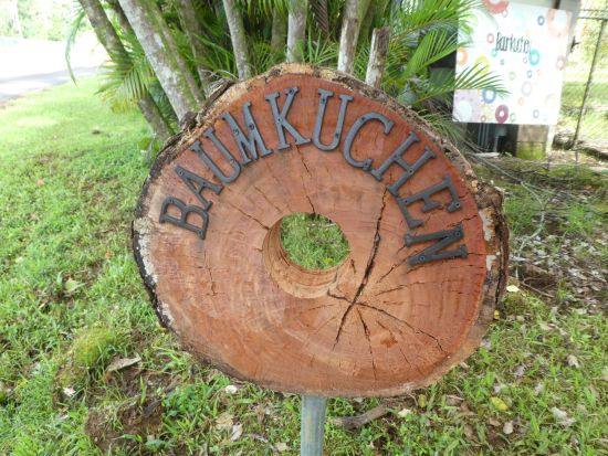 バウムシュトリーゼル（バウムクーヘン）作り体験　ハワイの人気バウムクーヘンブランド「バウムクーヘン・ファーム」の農園内で、気軽にできるお菓子作り体験♪