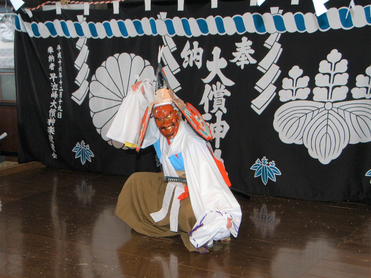 岩手・花巻のユネスコ無形文化遺産「早池峰大償神楽」に入門 大償神楽