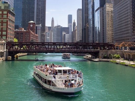 シカゴ・クルーズ 　各種チケット予約・前売り券 by Tiqets