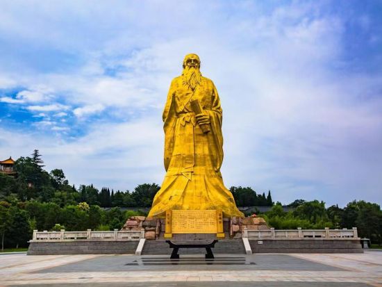 西安からガイド同乗で高速鉄道にて函谷関へ行く日帰りツアー『キングダム』ゆかりの地をじっくり観光！＜貸切／往復新幹線付／日本語ガイド／河南料理／西安発＞
