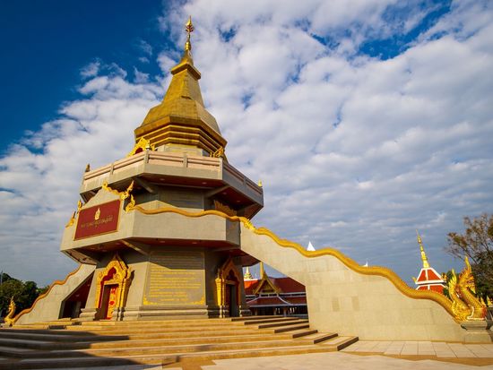 Wat Pothisomphon