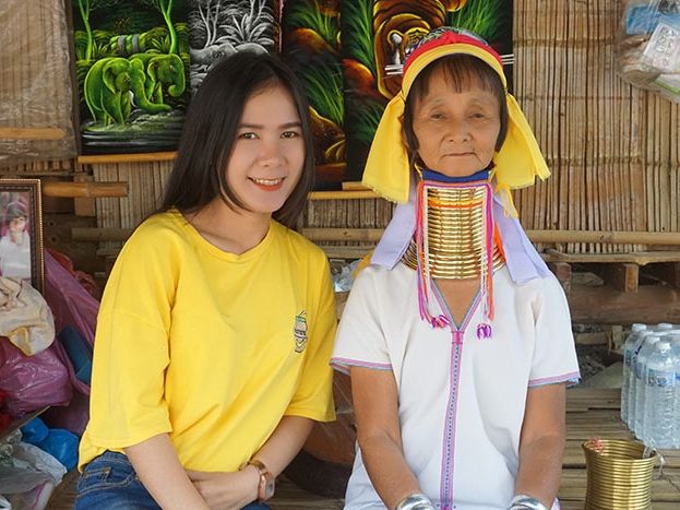 カレン族村訪問ツアー | チェンマイ 旅行の観光・オプショナルツアー