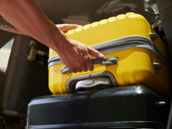 【空港送迎】シェムリアップ・アンコール国際空港⇔シェムリアップ市内＜貸切／片道／英語ドライバー＞