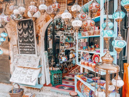 ボスニア・ヘルツェゴビナ 世界遺産モスタル＋メジュゴリエ＋ポチテリ 1日観光ツアー＜英語ドライバー／ドブロブニク発＞