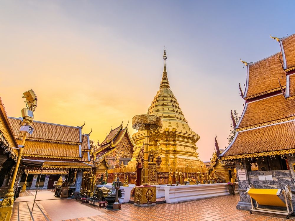 【完全セット】観音掛軸含む5幅＋桐箱付＋掛先＋タイランド・ ドイステープ寺院御守 ドイステープ寺院 | タイ 旅行の観光・オプショナルツアー予約 VELTRA