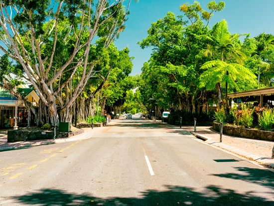 Australia_Cairns_Kuranda_Village_shutterstock_563933947