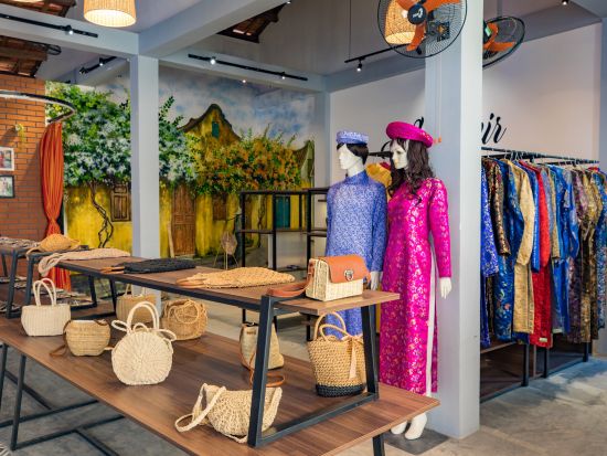 アオザイレンタル　民族衣装で古都散策＜4時間／ホイアン＞