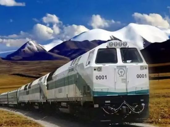 憧れの青海チベット鉄道で行くチベット満喫5日間ツアー＜専用車＋日本語ガイド／往復航空券込み / 広州発＞