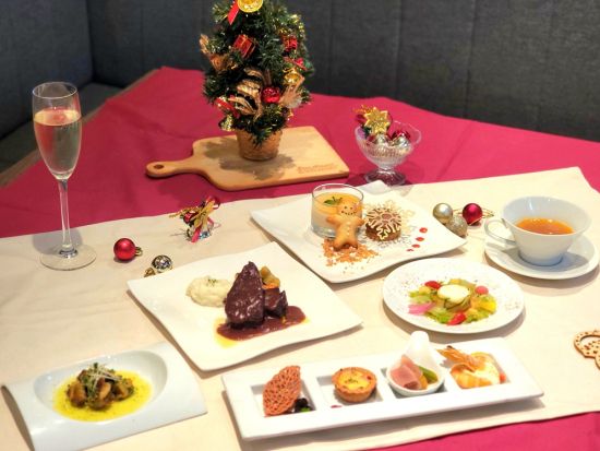 東京レストランバス　ディナーコース　川崎工場地帯の夜景を観賞！オープントップバスで幻想的な夜景を眺めながらフレンチディナーを満喫＜3.5時間／東京駅丸ビル＞