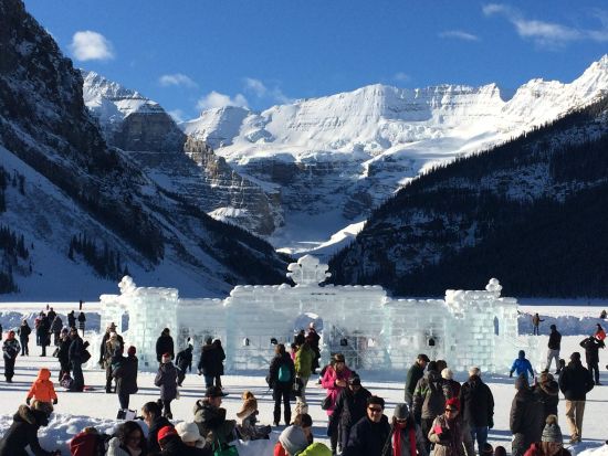 世界遺産カナディアンロッキー　冬のハイライト観光＆ジョンストン渓谷アイスウォーク ＜11～4月／日本語ガイド／バンフまたはキャンモア発＞byバンフトップツアーズ