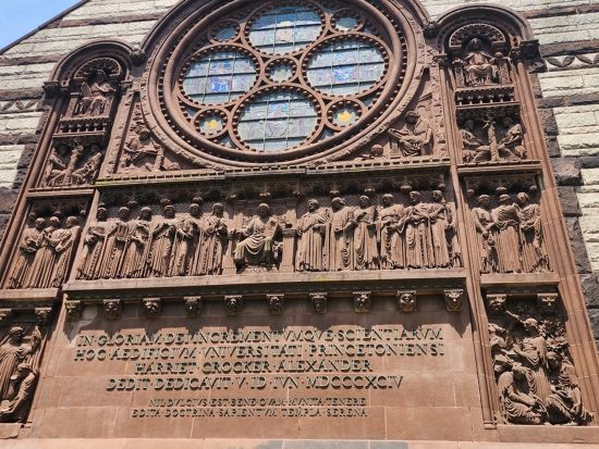 プリンストン大学＆フィラデルフィア日帰り観光ツアー　アイビーリーグとアメリカ誕生の地を巡る＜英語ガイド／マンハッタン地区送迎付＞