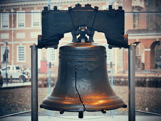 プリンストン大学＆フィラデルフィア日帰り観光ツアー　アイビーリーグとアメリカ誕生の地を巡る＜英語ガイド／マンハッタン地区送迎付＞