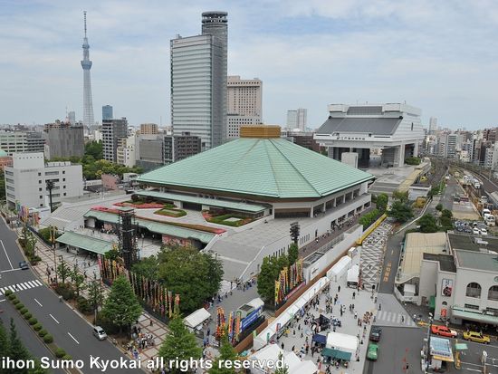 13_団体告知用写真_国技館外観