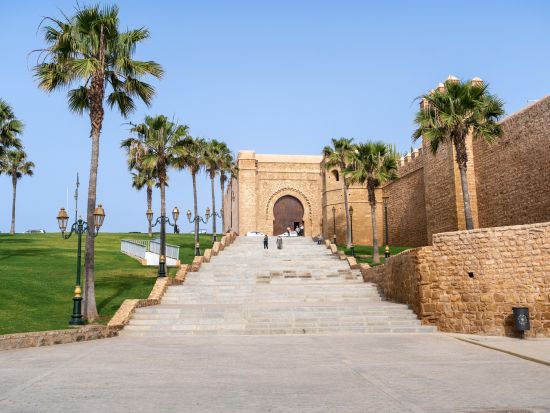 ラバト日帰りツアー　ウダイヤのカスバ＋王家の霊廟などを訪問＜貸切／英語ガイド／フェズ発＞