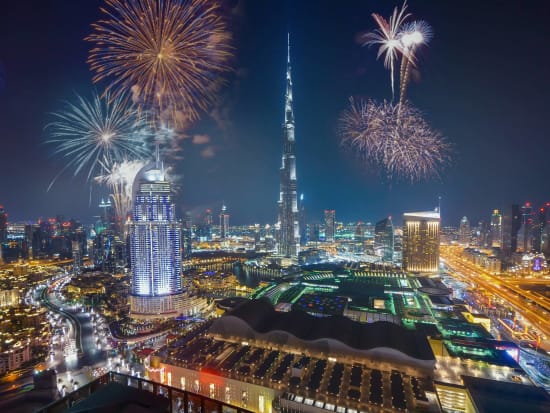 Burj_Khalifa_Fire_works_(1)