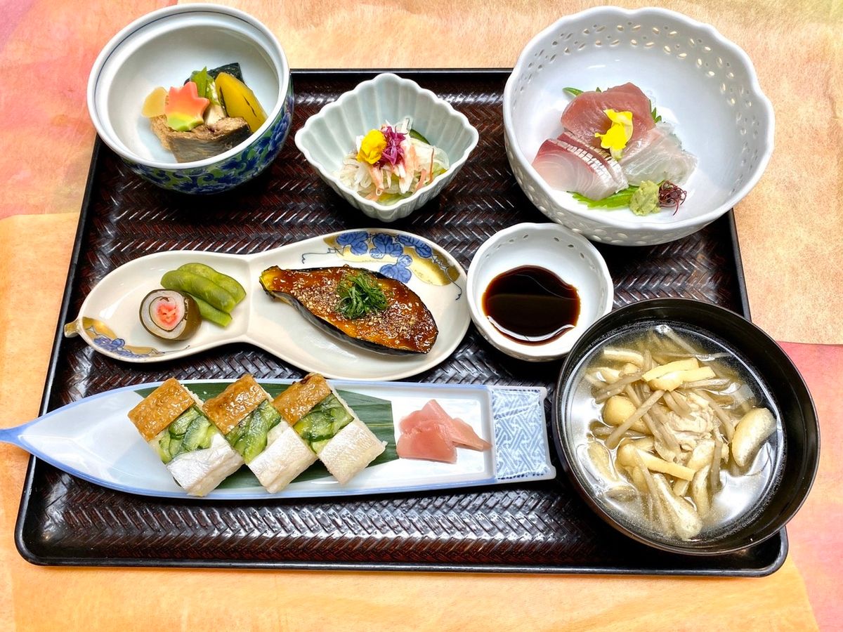 20241118030158_761877584_17418