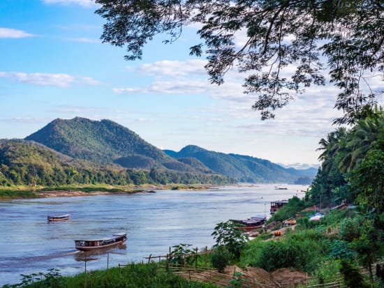 Luang Prabang_Mekong River_AdobeStock_140652545