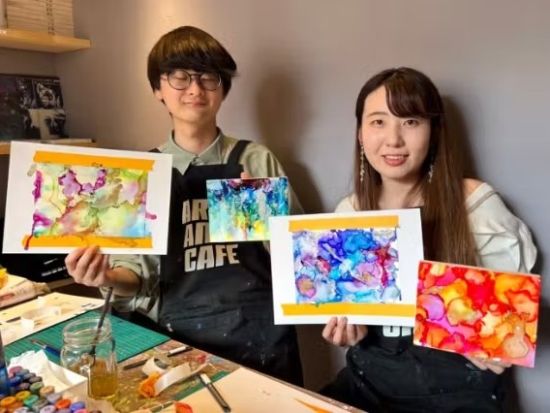 【下北沢】アルコールインクアート体験　ゴールド&シルバーのアルコールインクアートで独自のアートを思い描く新体験プラン＜2時間／1～6名＞