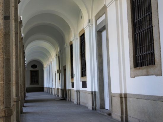 ソフィア王妃芸術センター チケット予約・前売り券＊申込と同時に即予約確定