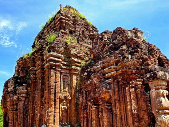 午後ゆっくり出発！世界遺産ミーソン遺跡観光ツアー　神秘の歴史に触れる旅を満喫 ＜半日／日本語ガイド＞