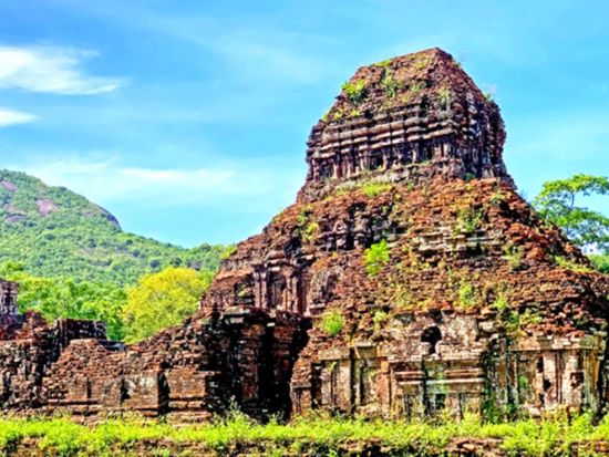 午後ゆっくり出発！世界遺産ミーソン遺跡観光ツアー　神秘の歴史に触れる旅を満喫 ＜半日／日本語ガイド＞
