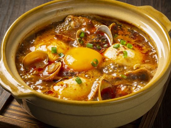 ソウル市内観光付き！南北境界線（DMZ）1日ツアー 第3トンネル＋自由の橋＋都羅展望台＋景福宮＋仁寺洞＜昼食付／日本語＞