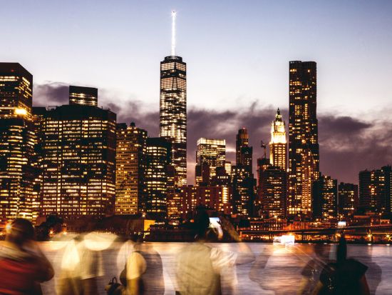 ニューヨーク遊覧サンセット＆ナイトクルーズ　ロウアーマンハッタンをゆったり観賞　ミッドタウンウェスト ピア83集合・解散 ＜2時間＞*当日予約OK
