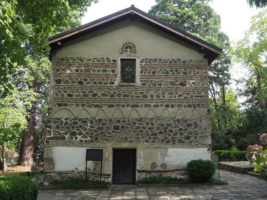 Bulgaria_Sofia_Boyana Church_pixta_68729217_L