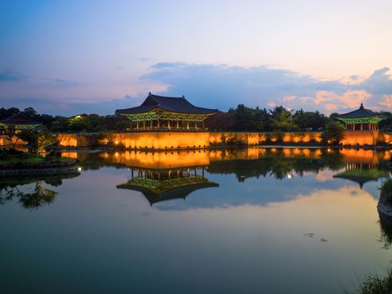 Donggung Palace and Wolji Pond_pixta_11910342