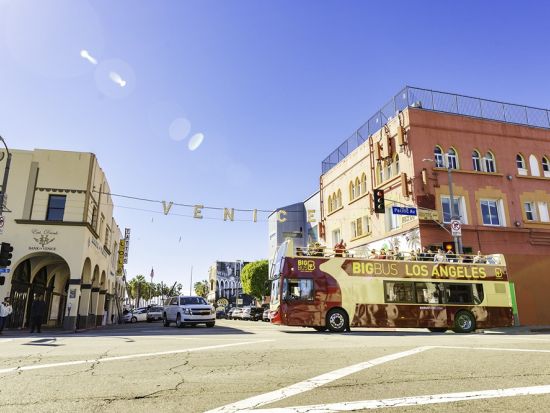乗り降り自由！ロサンゼルスの主要観光スポットを走る ダブルデッカーバス＜24時間 or 48時間有効／英語オーディオガイド付き＞by Big Bus Tours