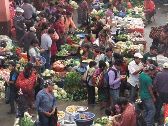 【プライベートツアー】チチカステナンゴ 日帰りツアー＜車貸切／昼食付／日本語ガイド／アンティグア発＞