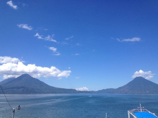 チチカステナンゴ & パナハッチェル観光ツアー＜1日・1泊2日／日本語ガイド／アンティグア発＞