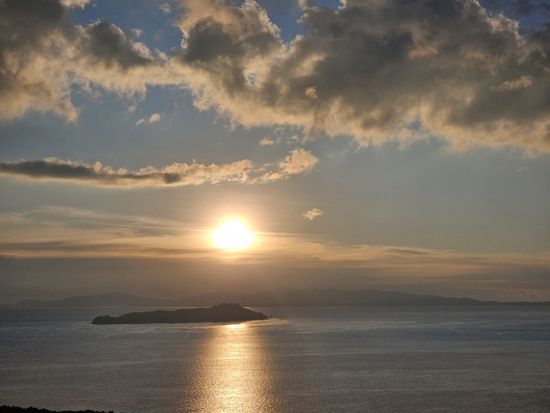 チチカカ湖＋太陽の島2泊3日ツアー＜英語ガイド／宿泊付／プーノ発着＞