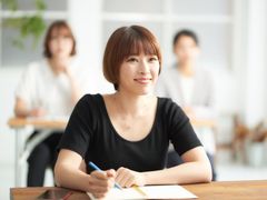 pixta_70646100_M