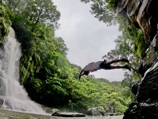 西表島ガイド貸切プライベートツアー 多彩なアクティビティを体験！あなただけのプランをご用意いたします◎＜約7時間／1～7名／昼食付／送迎付／写真プレゼント＞