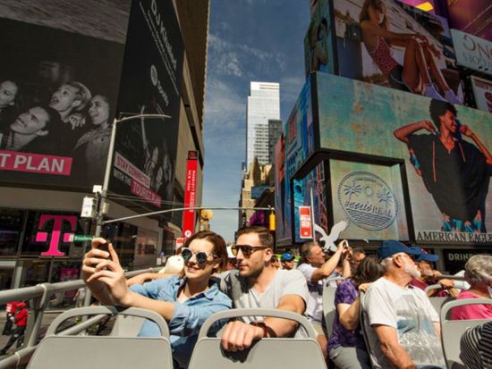 トップビュー（TopView）2階建て観光バス　乗車チケット事前予約＜24時間またはナイトツアーのみ＞