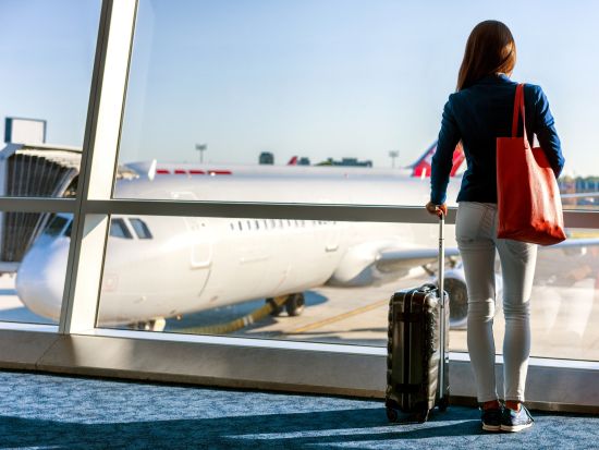 【空港送迎】金海空港 or KTX釜山駅 ⇔ 釜山市内 ＜貸切／韓国語ドライバー／1～10人＞