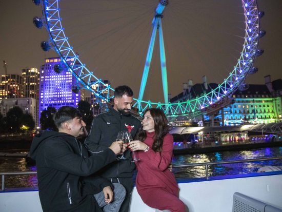 テムズ川 シャンパンナイトクルーズ ＜現地集合・解散＞ by シティクルーズ