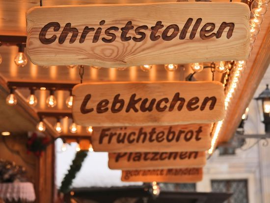 Germany_Christmas_Market_shutterstock_43585942