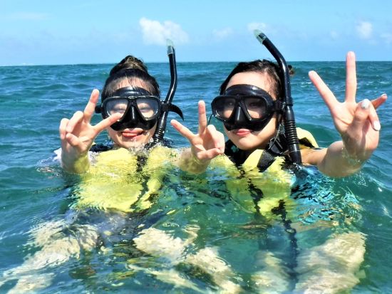 幻の島上陸＆美ら海シュノーケリング 半日で楽しむ海の冒険！ご家族連れにもオススメプラン◎＜約3時間／小浜島発着＞