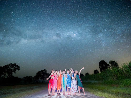 星空フォトツアー　南半球の星空解説を聞きながら記念撮影！ワラビーなどの夜行性動物探し付きプランもあり＆悪天候時キャンセル無料＜ケアンズ発＞