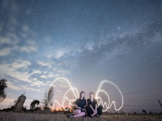 星空フォトツアー　南半球の星空解説を聞きながら記念撮影！ワラビーなどの夜行性動物探し付きプランもあり＆悪天候時キャンセル無料＜ケアンズ発＞