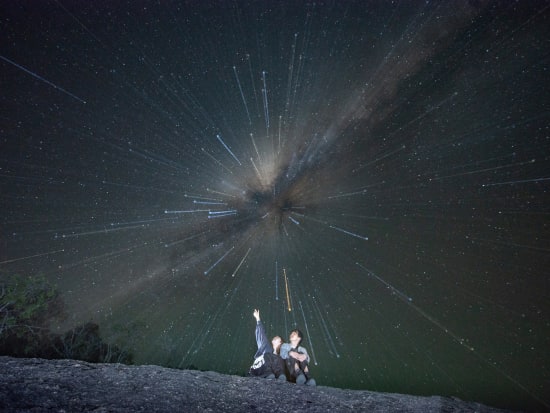 星空フォトツアー　南半球の星空解説を聞きながら記念撮影！ワラビーなどの夜行性動物探し付きプランもあり＆悪天候時キャンセル無料＜ケアンズ発＞