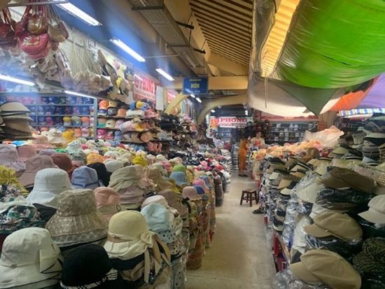 チャイナタウンツアー　チョロンエリアでビンタイ市場＋ティエンハウ寺＋チャータム教会を散策！中華ランチ付き＜日本語ガイド／ホーチミン発＞の写真5