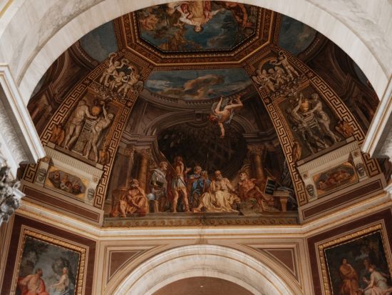 【優先入場】バチカン美術館＆システィーナ礼拝堂見学ツアー＜約3時間／英語ガイド／ローマ発＞