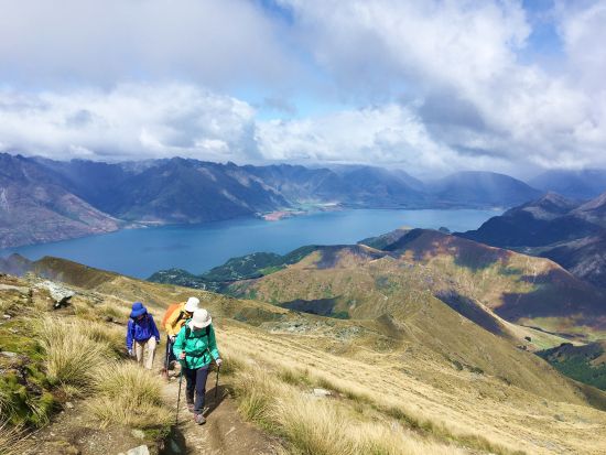 11/1～5/15限定！ベンローモンド1日ハイキングツアー　名峰からサザンアルプスを360度の大展望＜貸切／日本語ガイド／最大10名／クイーンズタウン発着＞
