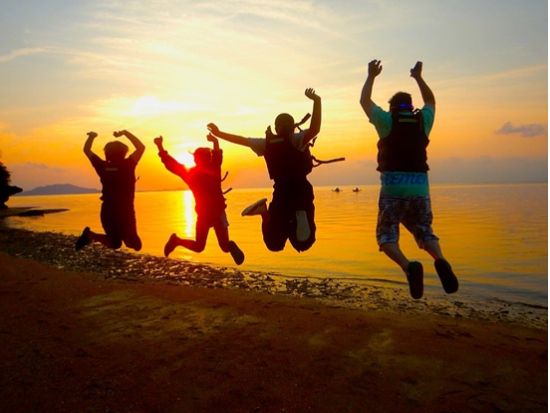 【石垣島】年間1500名以上案内！1日1組限定貸切。島人ガイドと行く秘密の絶景サンセット＆ナイトカヤック（星空保護区を探検する神秘体験／初心者も安心。写真＆動画