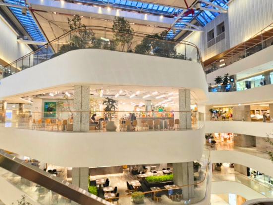 【貸切車ホテルお迎え】ソウル1日観光＆韓服体験 景福宮＋守門将交代式＋北村韓屋村＋広蔵市場＋午後は聖水orザ現代ソウル 空港送迎オプション有＜8時間／最大6名＞