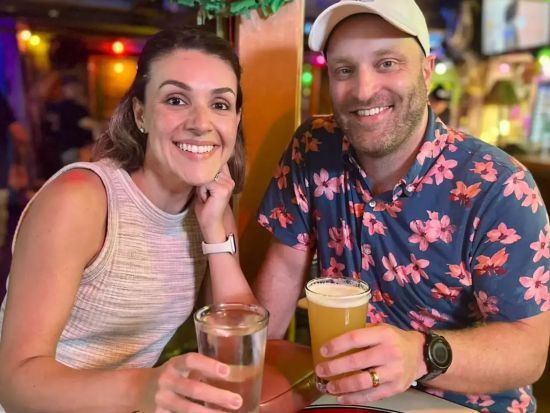 バー巡りツアー　ワイキキで人気のバー3～4ヵ所を巡る、パブクロールを楽しもう！＜約2時間／英語ガイド／ワイキキ発＞